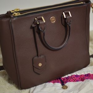 Tory Burch Robinson Pebbled Square Tote